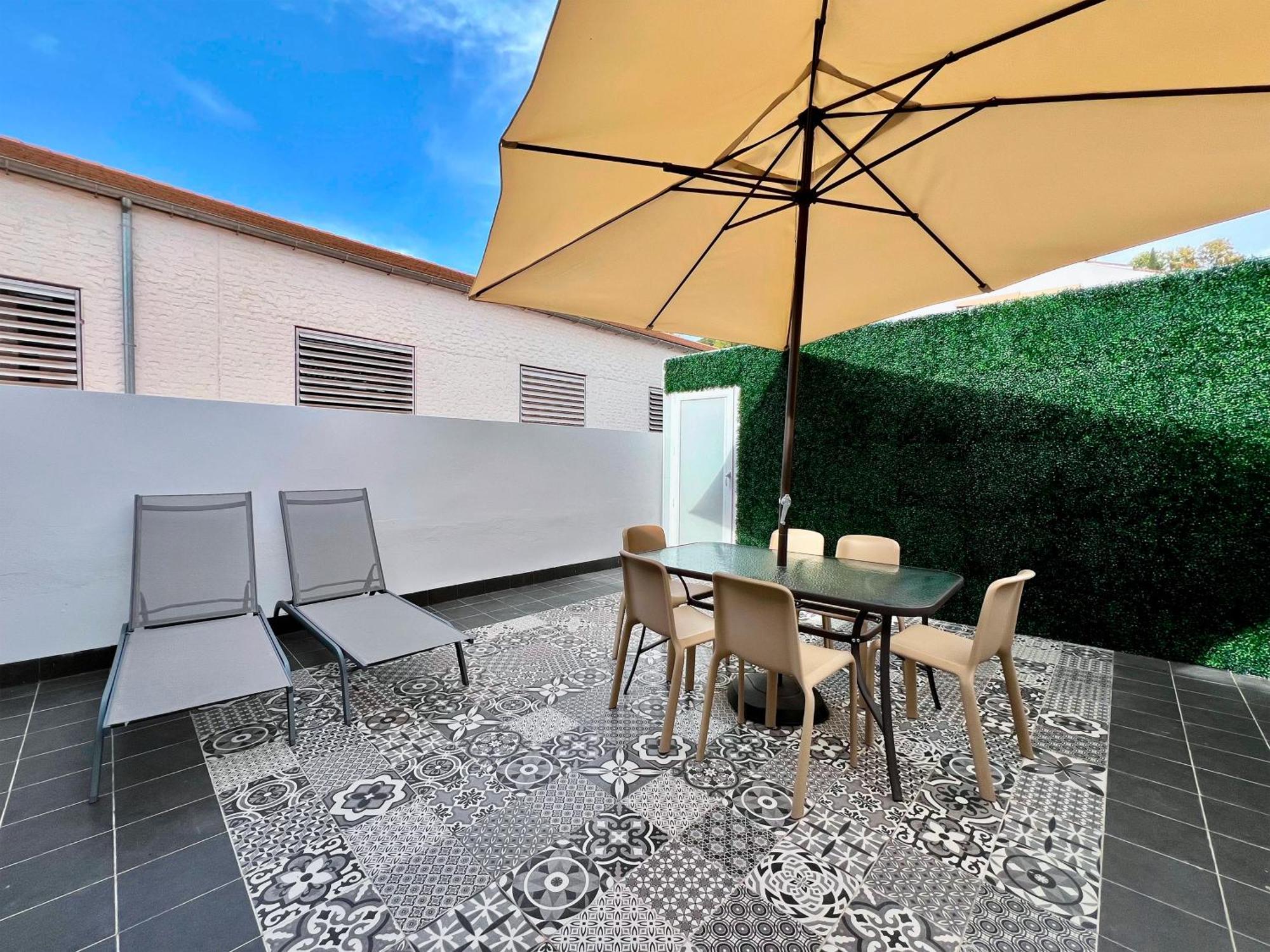 Apartamentos Realejo Campo Del Principe 3000 Granada Exterior photo